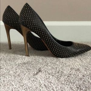 BCBGMAXAZRIA Black leather Heels